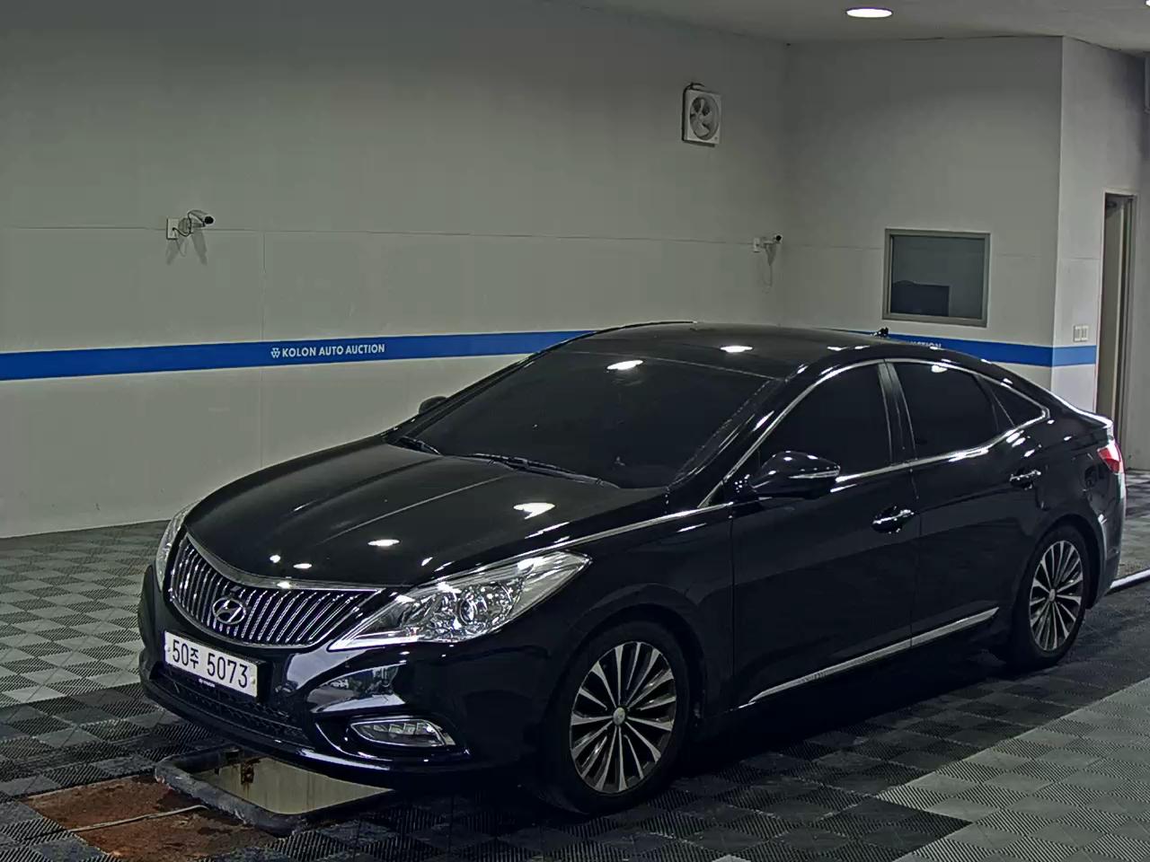 HYUNDAI GRANDEUR HG HG 300 EXCLUSIVE 2013 - zdjęcie 2