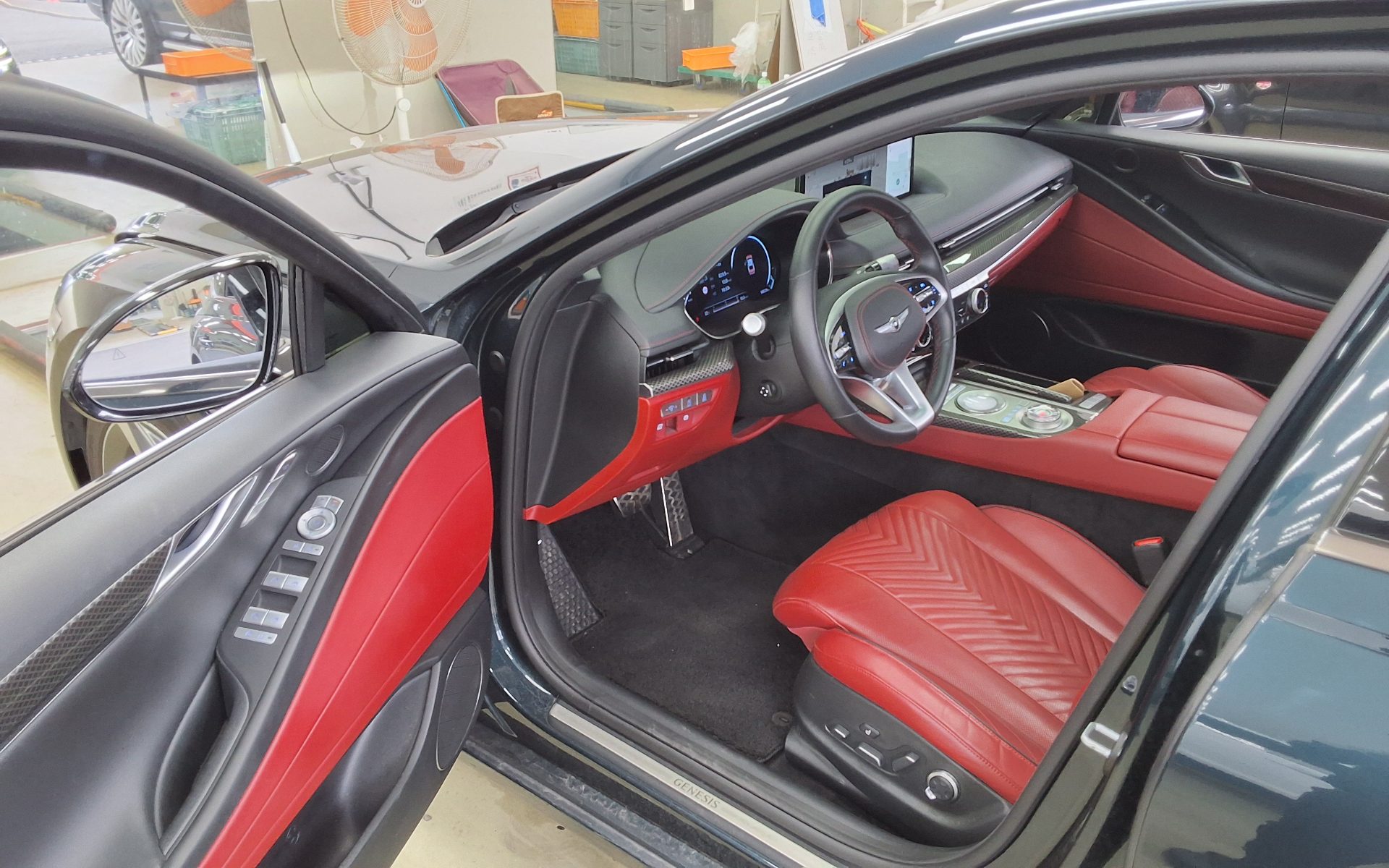 GENESIS THE ALL NEW G80 GASOLINE 2.5 AWD SPORT PACK 2022 - zdjęcie 10