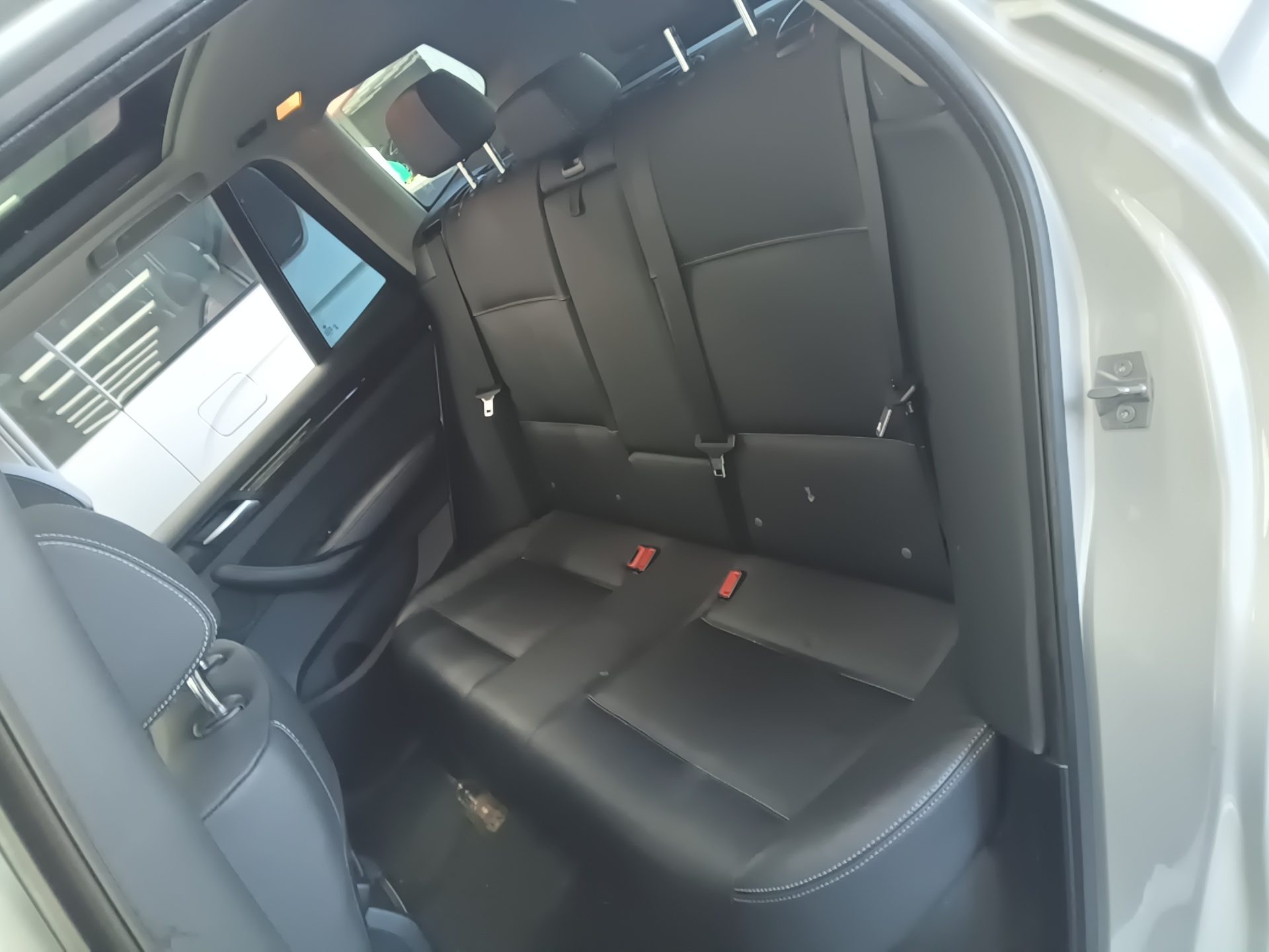 BMW X3 (2ND GEN) 20d xDRIVE HIGH 2012 - zdjęcie 17