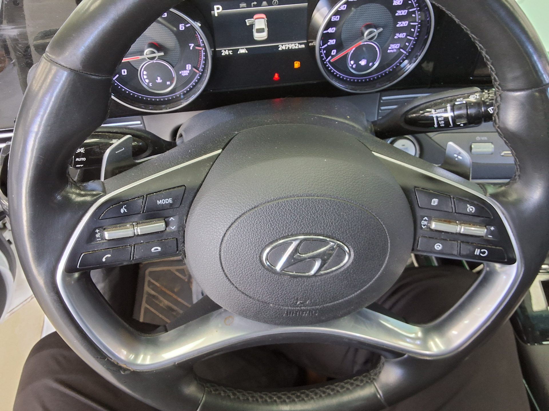 HYUNDAI THE NEW GRANDEUR IG LPi 3.0 BUSINESS DELUXE TYPE 2022 - zdjęcie 17