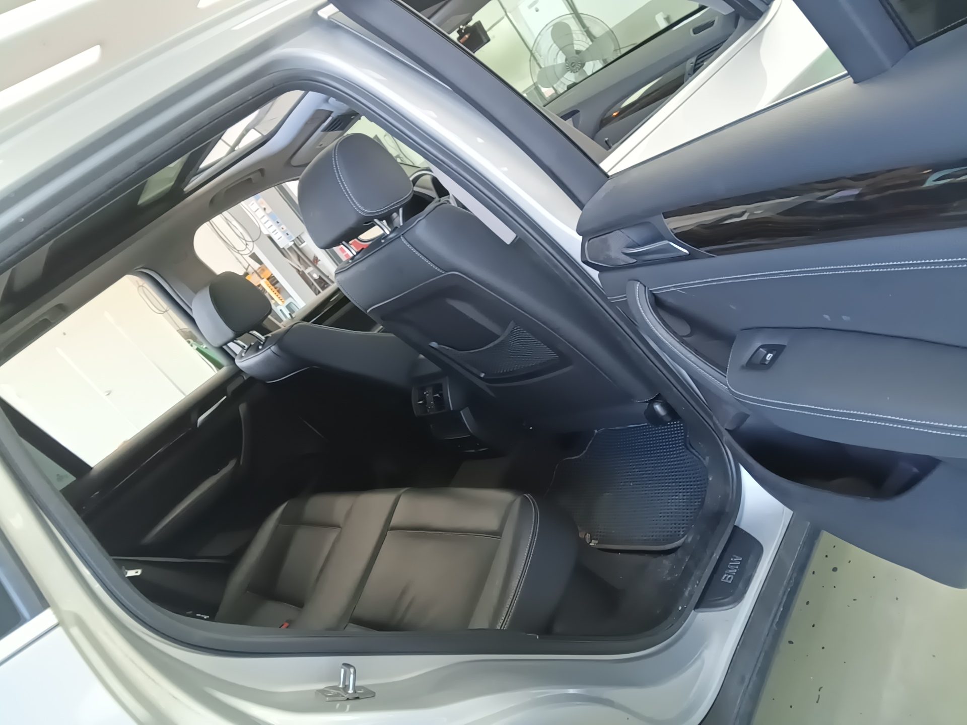 BMW X3 (2ND GEN) 20d xDRIVE HIGH 2012 - zdjęcie 13