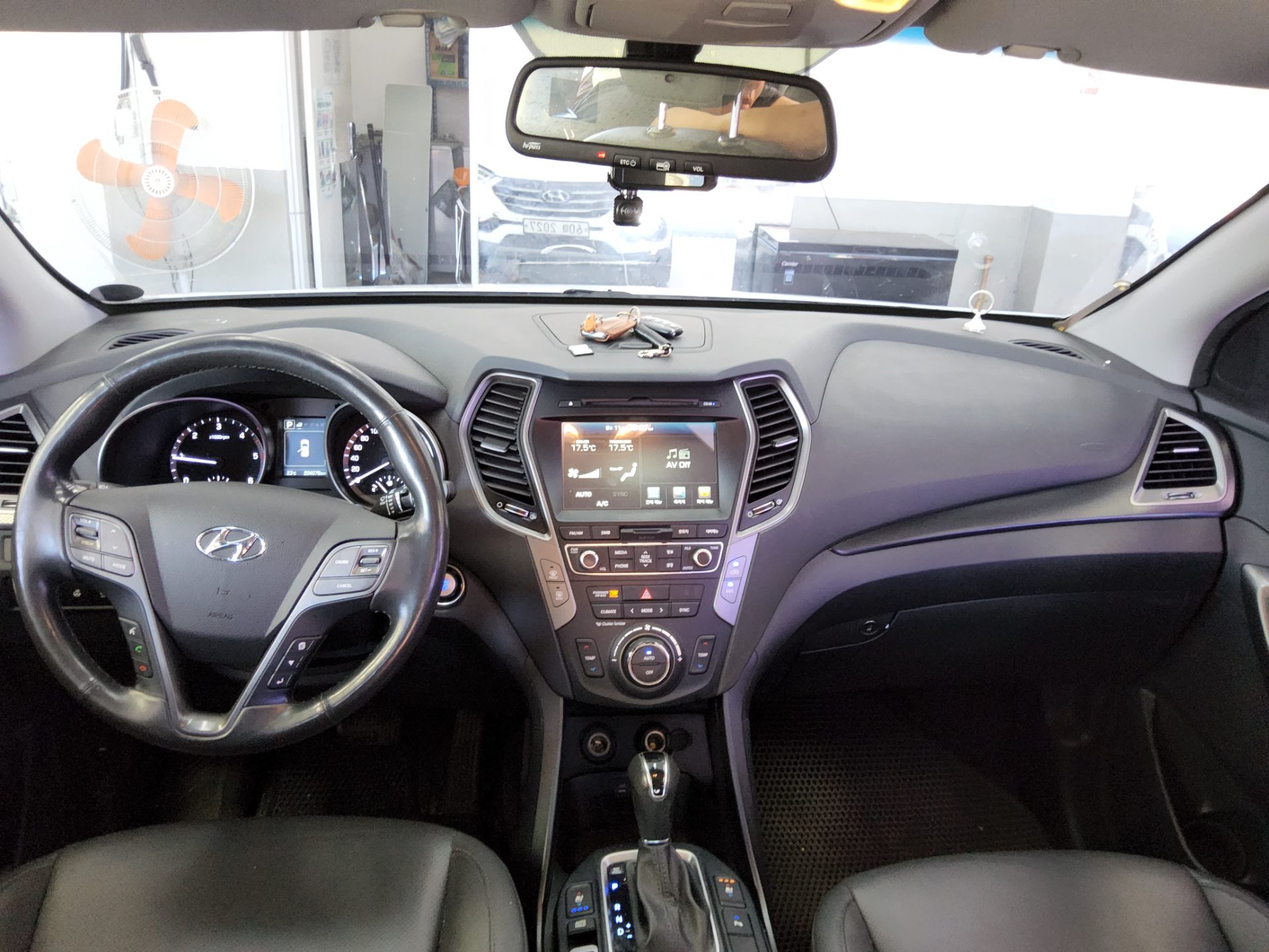 HYUNDAI SANTA FE THE PRIME DIESEL R2.0 2WD VALUE PLUS 2018 - zdjęcie 11