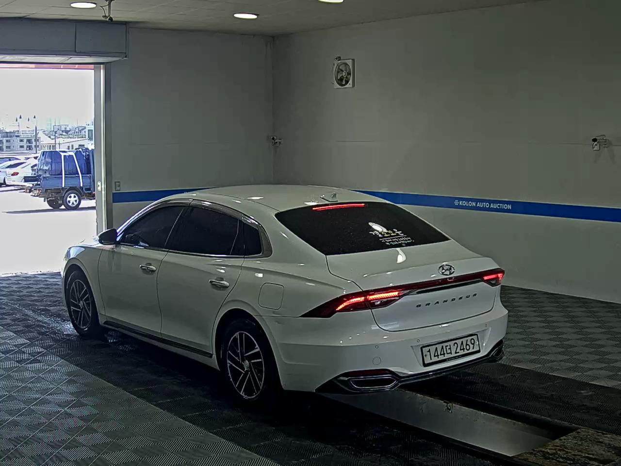 HYUNDAI THE NEW GRANDEUR IG LPi 3.0 BUSINESS DELUXE TYPE 2022 - zdjęcie 6