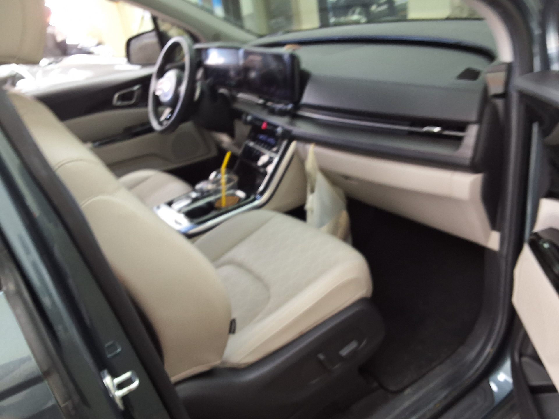 KIA NEW CARNIVAL (KA4) 9-SEATER DIESEL NOBLESSE 2021 - zdjęcie 15