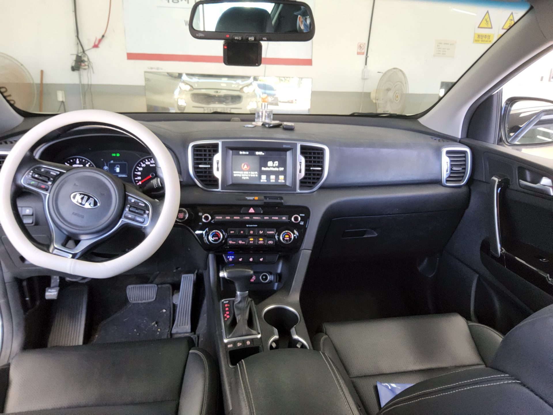 KIA NEW SPORTAGE R2.0 2WD NOBLESSE 2017 - zdjęcie 11