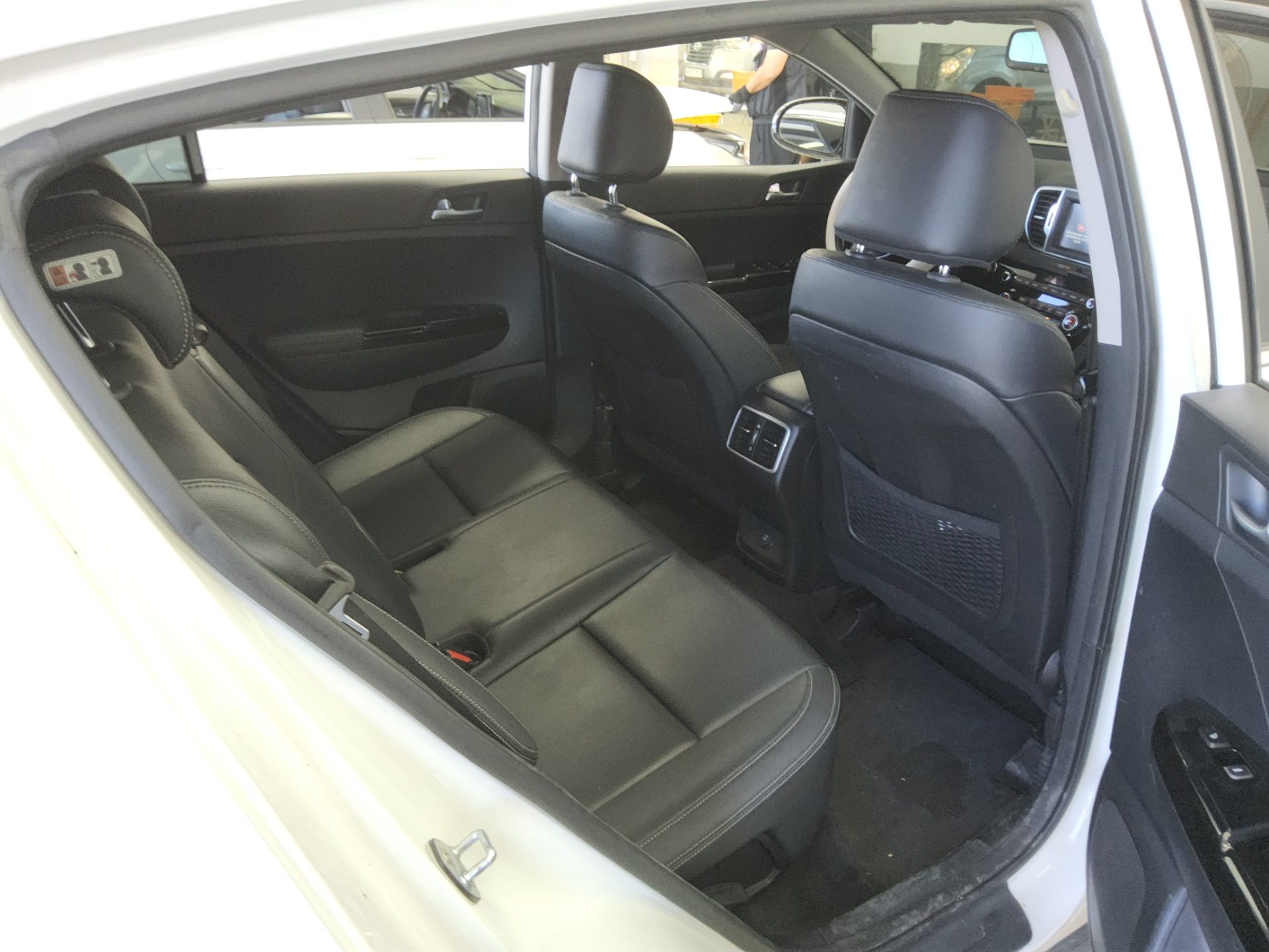 KIA NEW SPORTAGE R2.0 2WD NOBLESSE 2017 - zdjęcie 13