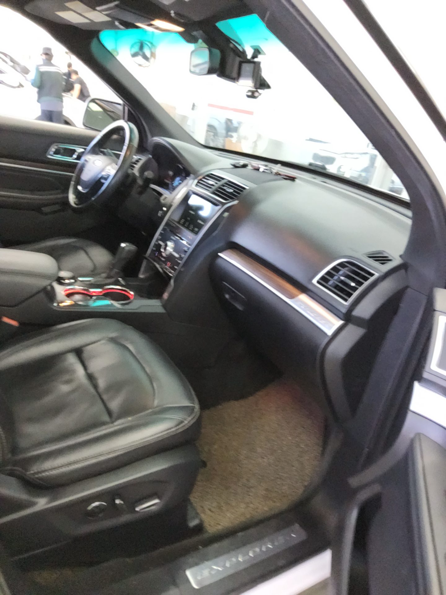 FORD EXPLORER (5TH GEN) 2.3 AWD LIMITED 2017 - zdjęcie 14
