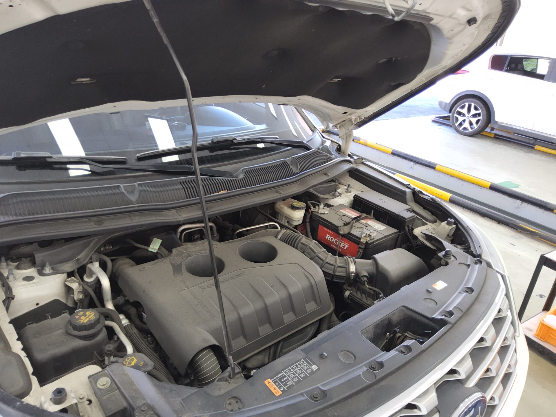 FORD EXPLORER (5TH GEN) 2.3 AWD LIMITED 2017 - zdjęcie 19