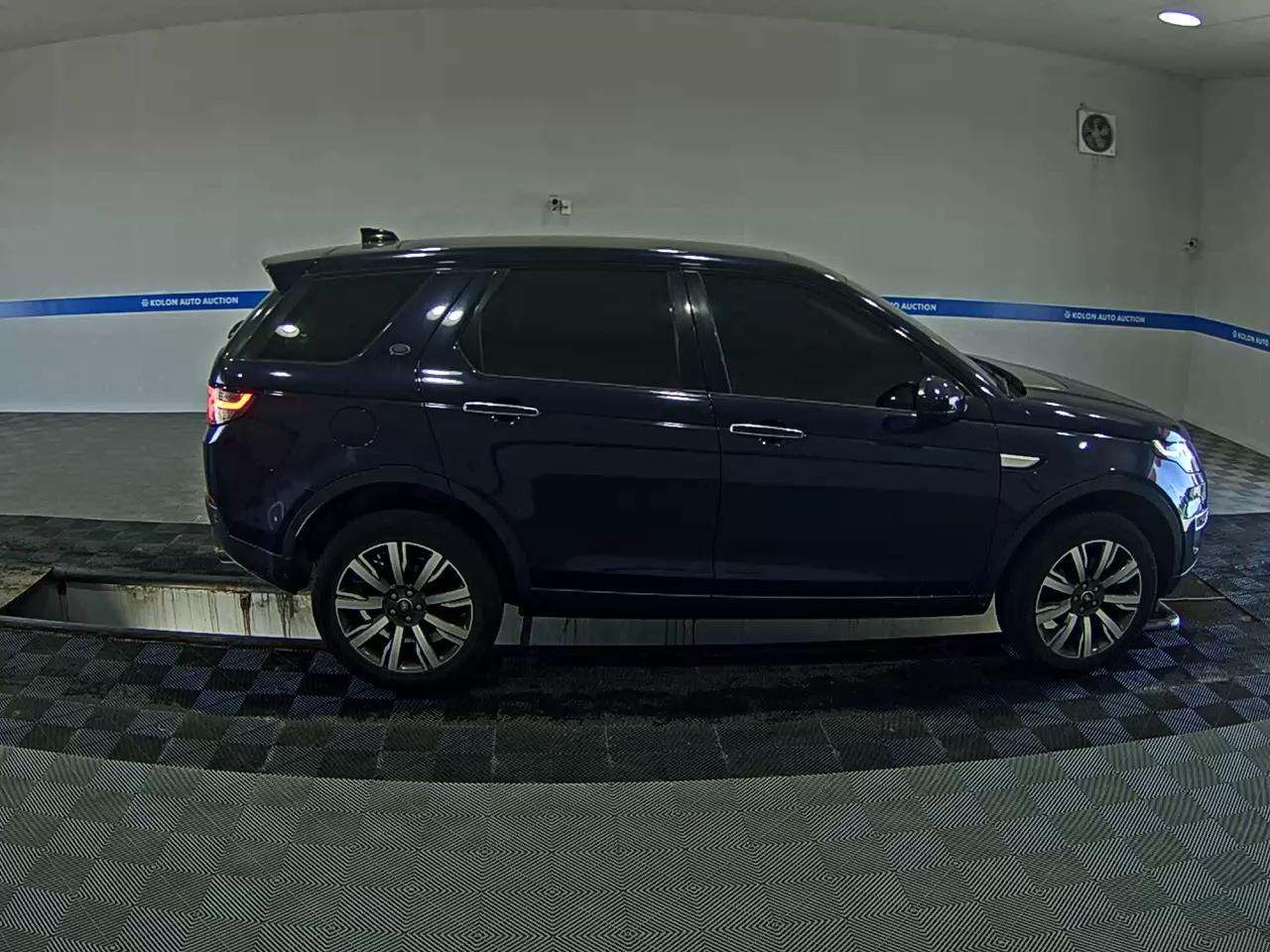 LAND ROVER DISCOVERY SPORT 2.0 TD4 HSE LUXURY 2017 - zdjęcie 4