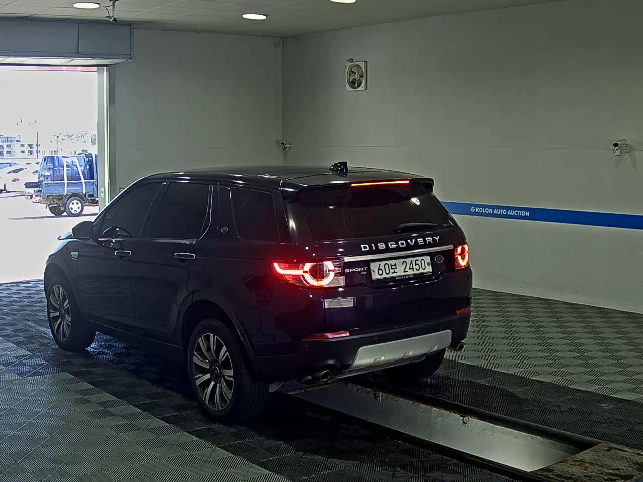 LAND ROVER DISCOVERY SPORT 2.0 TD4 HSE LUXURY 2017 - zdjęcie 6