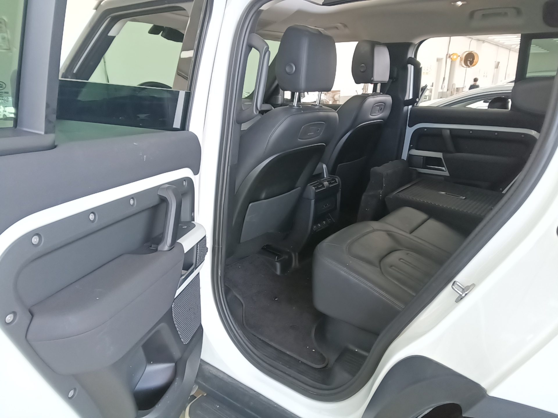 LAND ROVER ALL NEW DEFENDER 110 D250 S 2022 - zdjęcie 12