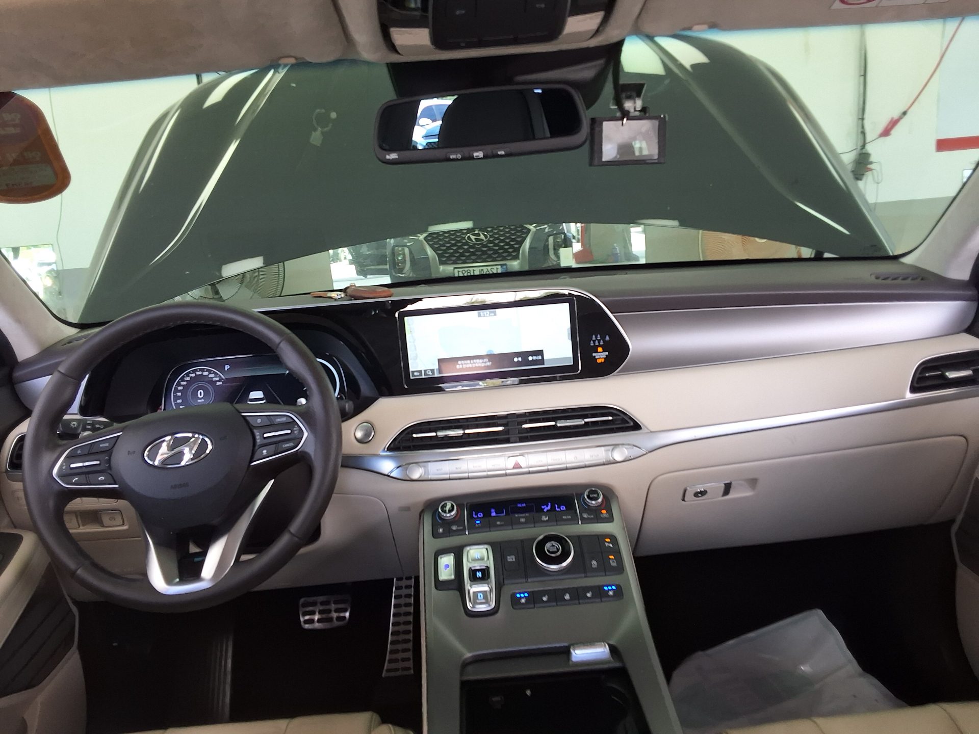 HYUNDAI PALISADE 3.8 GASOLINE CALLIGRAPHY 2022 - zdjęcie 12