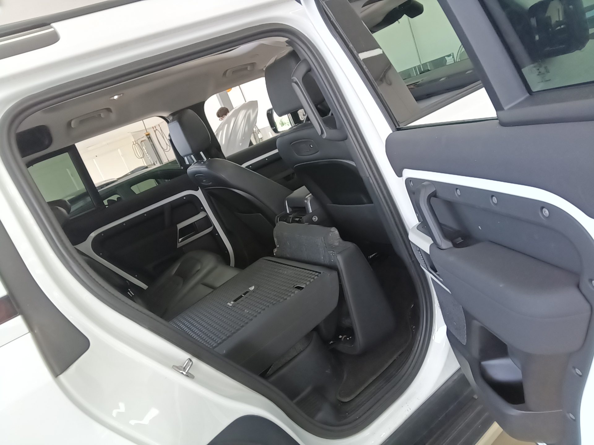 LAND ROVER ALL NEW DEFENDER 110 D250 S 2022 - zdjęcie 13