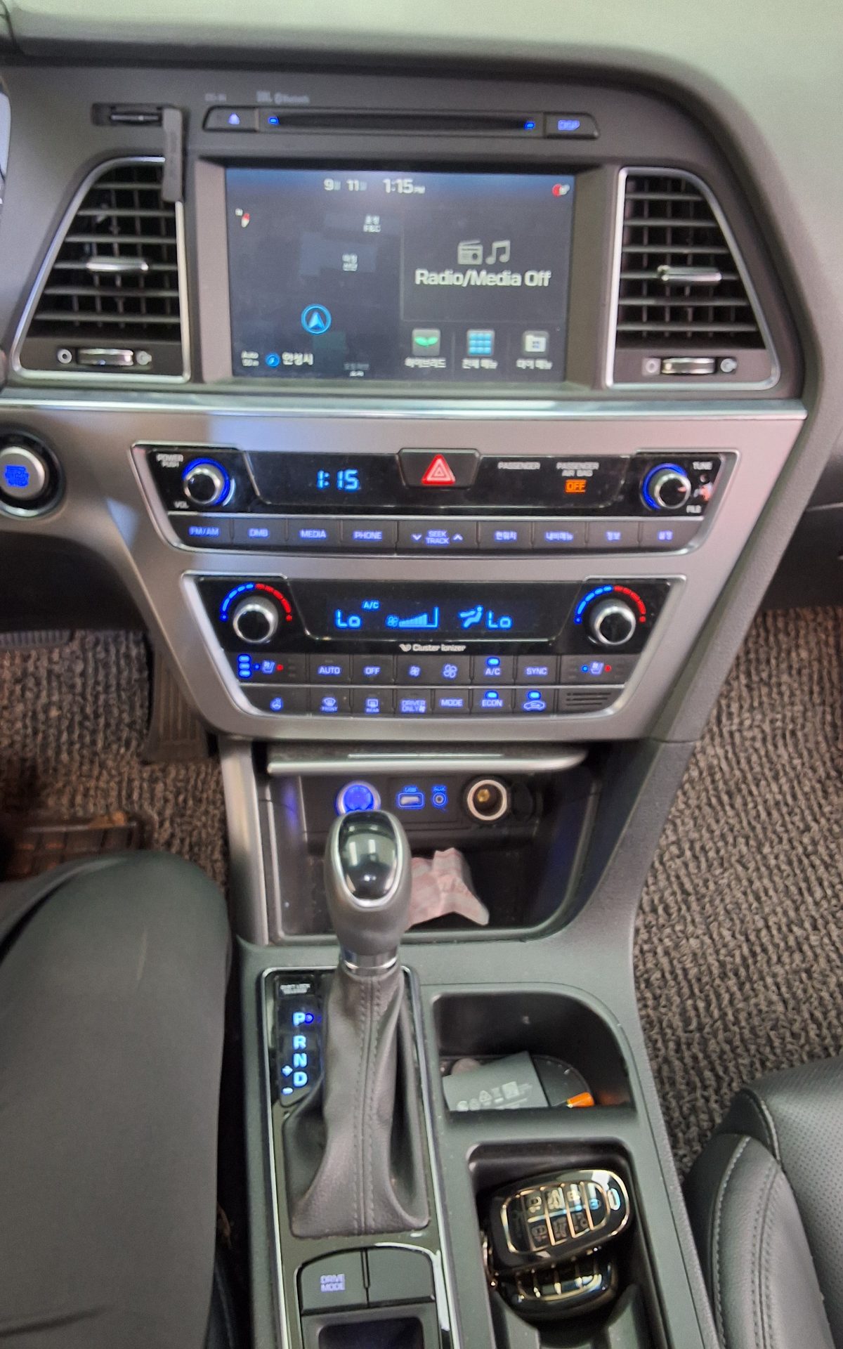 HYUNDAI LF SONATA HYBRID 2.0 HEV PREMIUM 2017 - zdjęcie 18