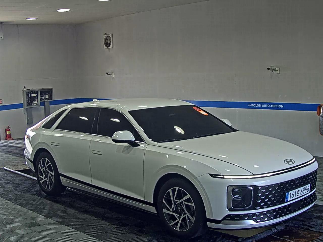 HYUNDAI THE ALL NEW GRANDEUR HYBRID 1.6 HYBRID PREMIUM 2026 - zdjęcie 3