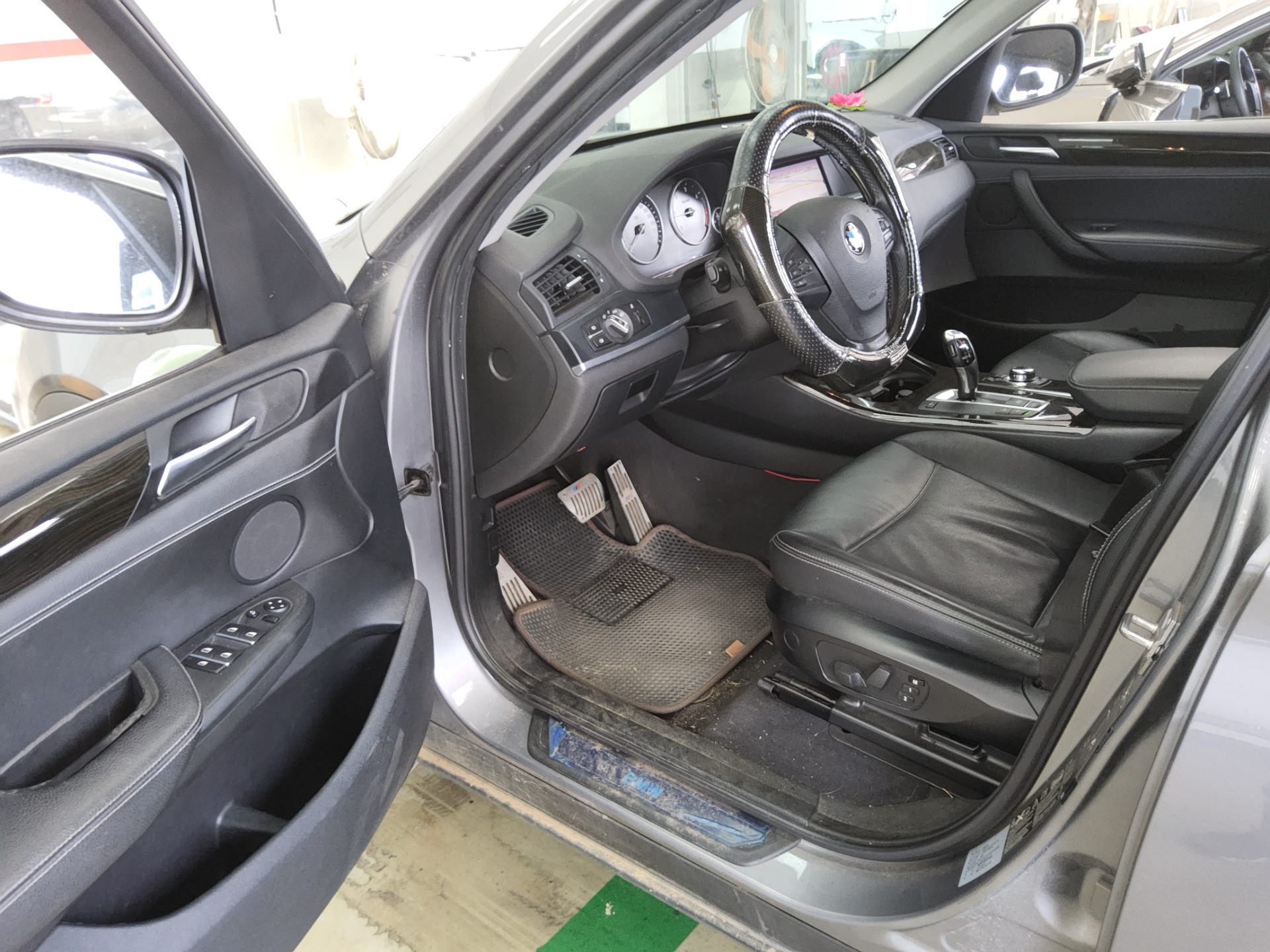 BMW X3 (2ND GEN) 20d xDRIVE HIGH 2011 - zdjęcie 10