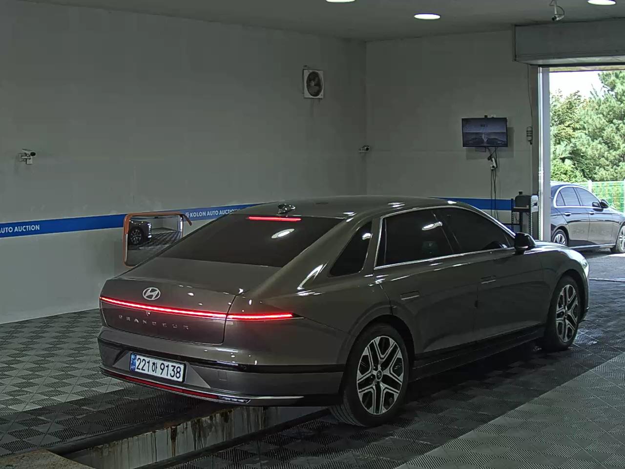HYUNDAI THE ALL NEW GRANDEUR GASOLINE 2.5 PREMIUM 2024 - zdjęcie 5