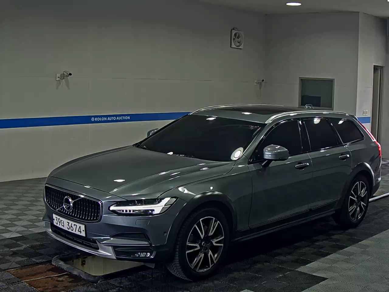 VOLVO V90 CROSS COUNTRY 2.0 T5 AWD PRO 2019 - zdjęcie 2