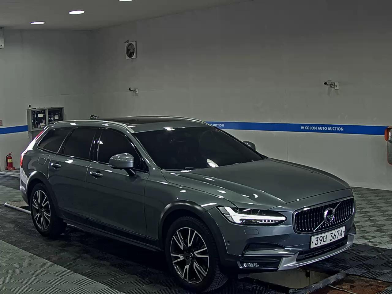 VOLVO V90 CROSS COUNTRY 2.0 T5 AWD PRO 2019 - zdjęcie 3