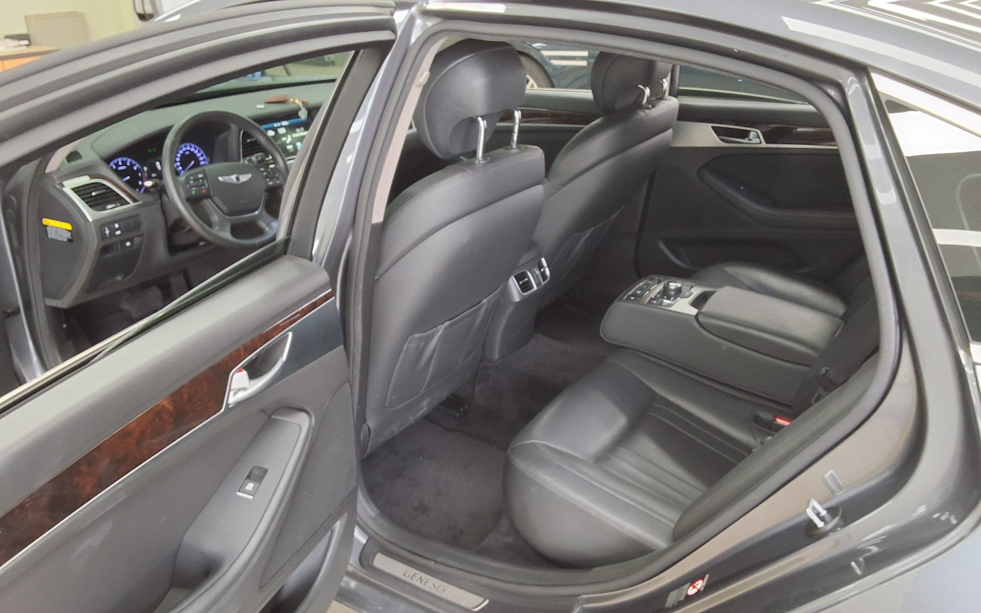 HYUNDAI GENESIS DH G330 AWD MODERN 2016 - zdjęcie 12