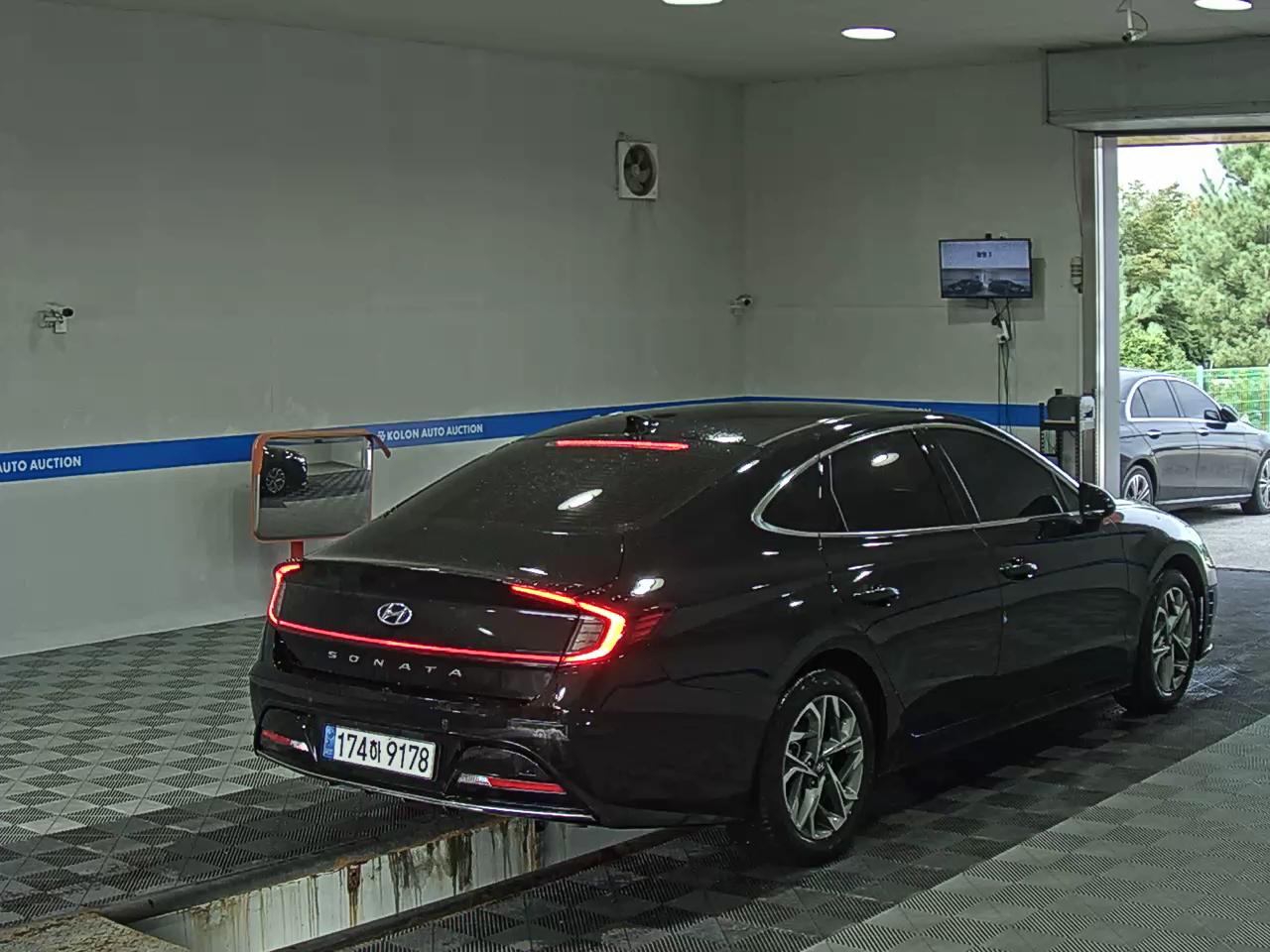 HYUNDAI SONATA (DN8) G2.0 MODERN 2023 - zdjęcie 5