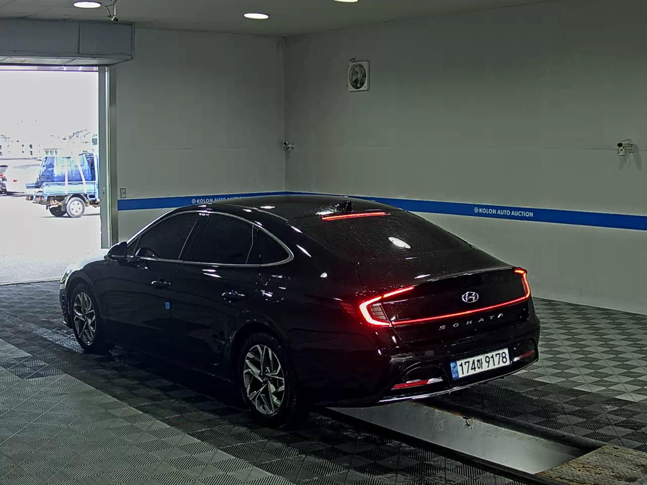 HYUNDAI SONATA (DN8) G2.0 MODERN 2023 - zdjęcie 6
