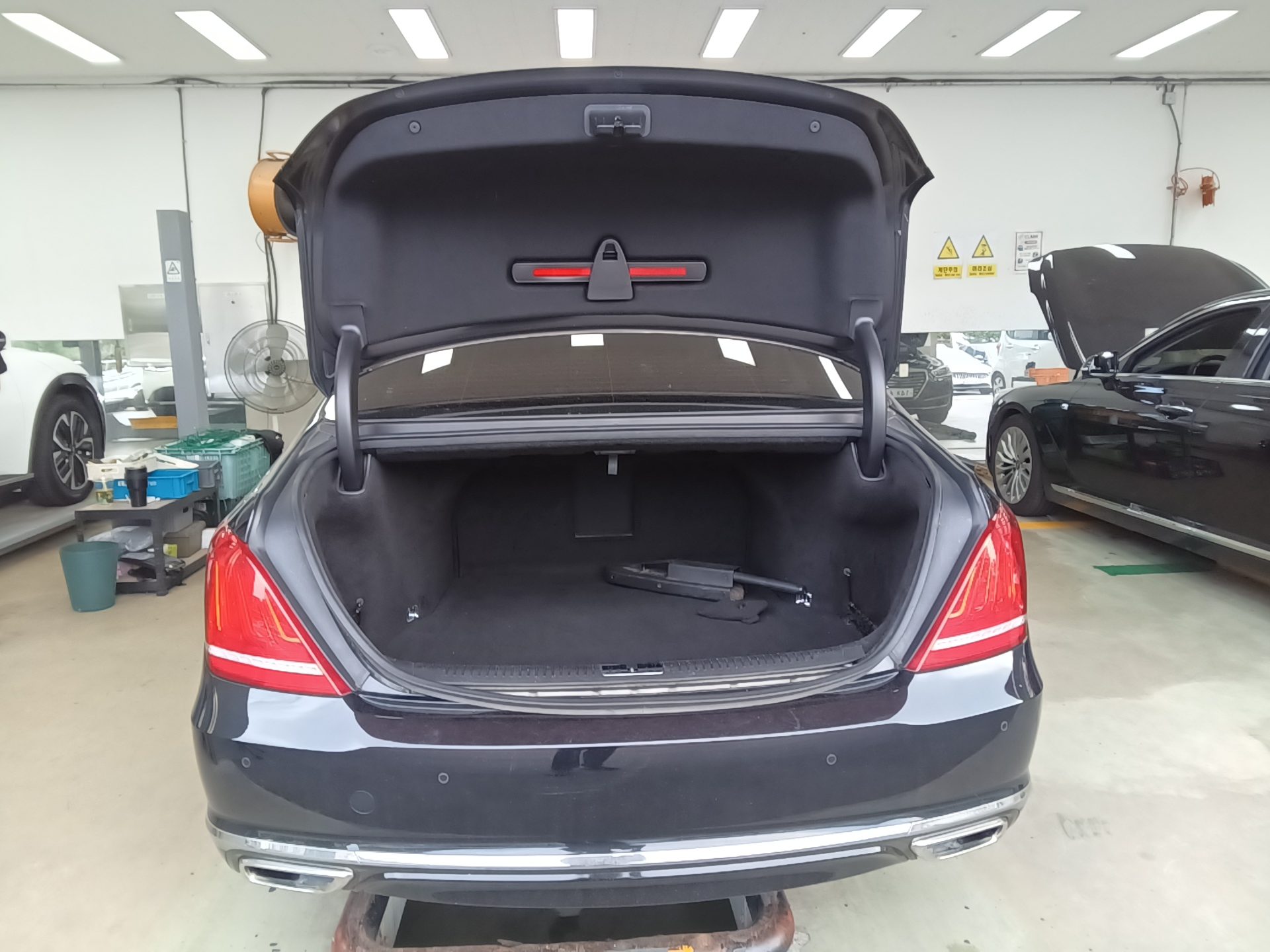 GENESIS EQ900 3.8 GDi LUXURY 2017 - zdjęcie 15