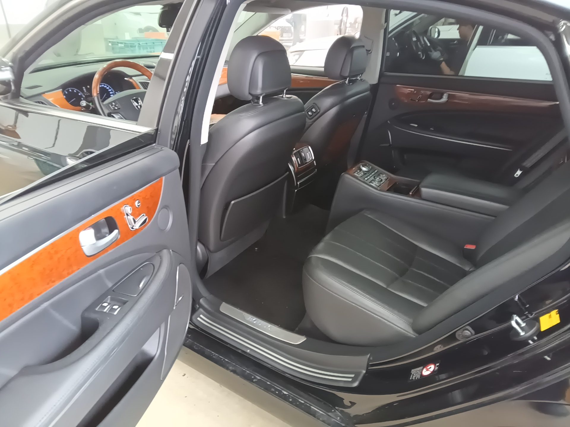 HYUNDAI EQUUS (NEW) VS500 PRESTIGE 2012 - zdjęcie 12