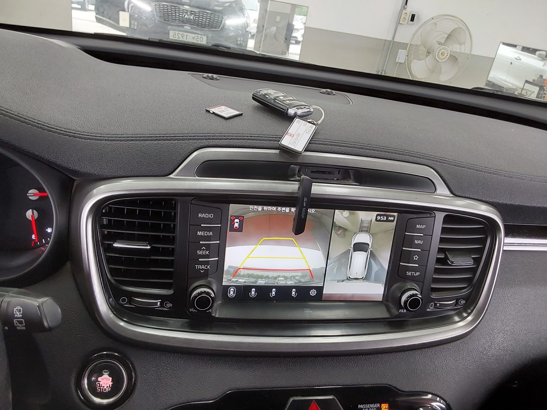 KIA THE NEW SORENTO DIESEL R2.2 2WD MASTER 2019 - zdjęcie 17