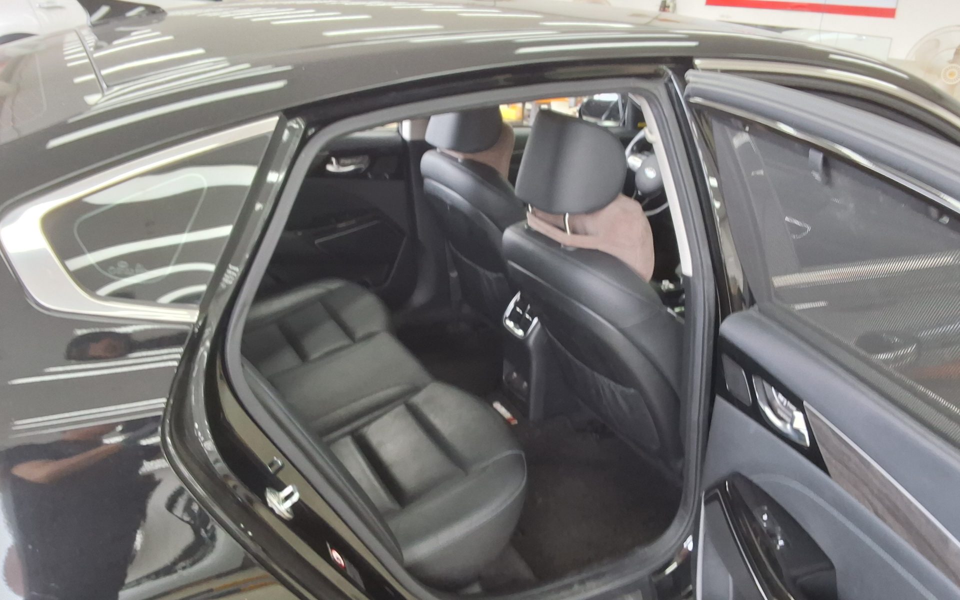 KIA K7 PREMIER 3.0 GDi NOBLESSE 2020 - zdjęcie 13