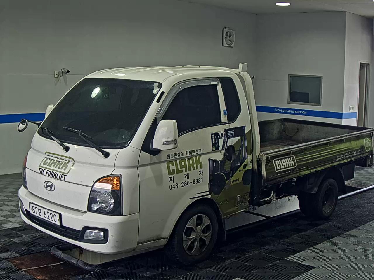 HYUNDAI PORTER II CRDi SUPER CAB EXTRA LONG WHEELBASE MODERN 2019 - zdjęcie 2