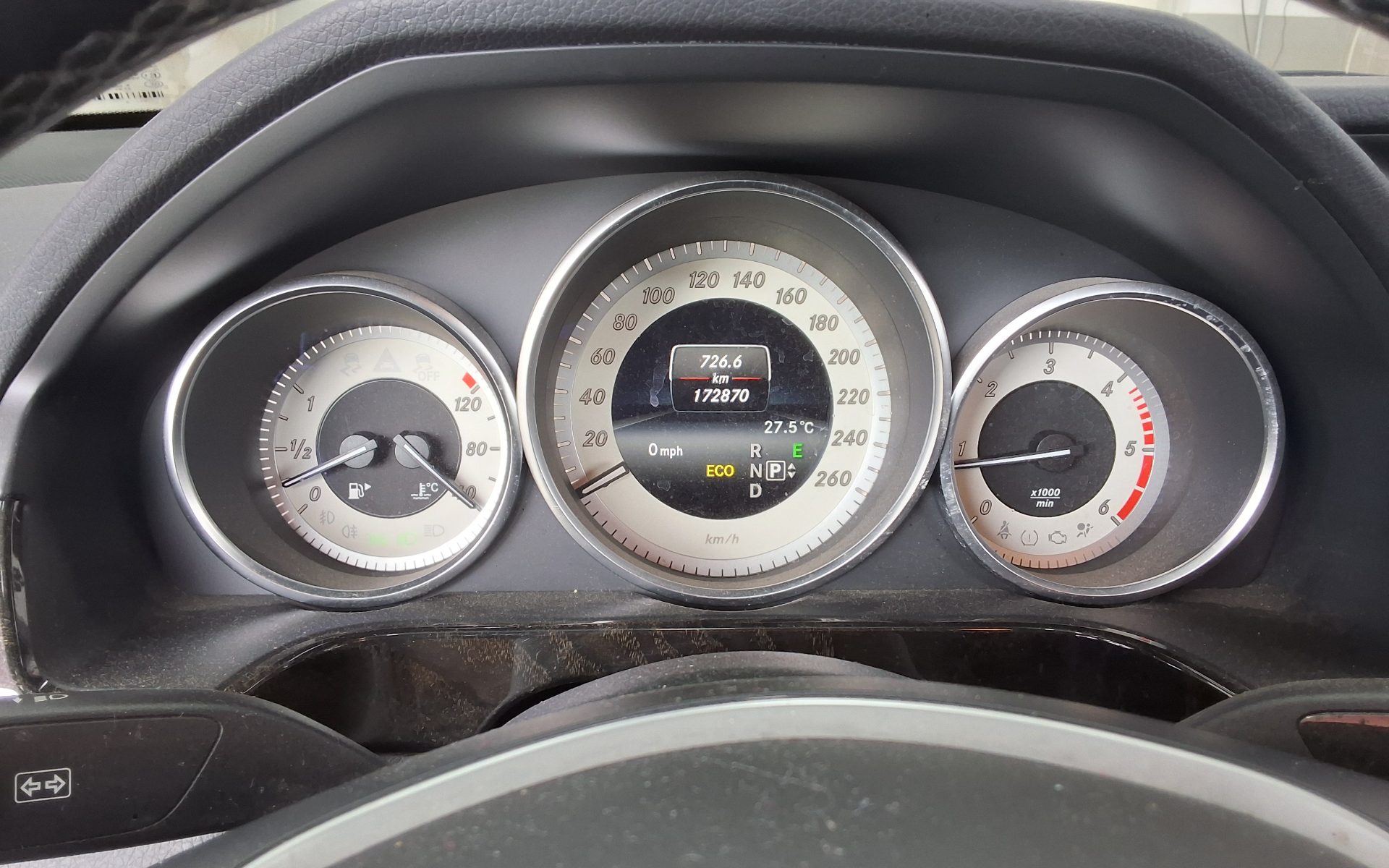 MERCEDES-BENZ E-CLASS (4TH GEN) E250 CDI 4MATIC 2014 - zdjęcie 9