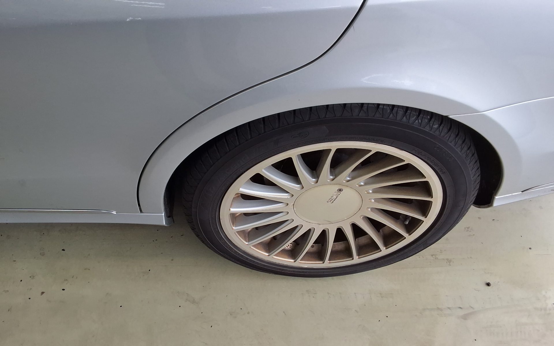 MERCEDES-BENZ E-CLASS (4TH GEN) E250 CDI 4MATIC 2014 - zdjęcie 25