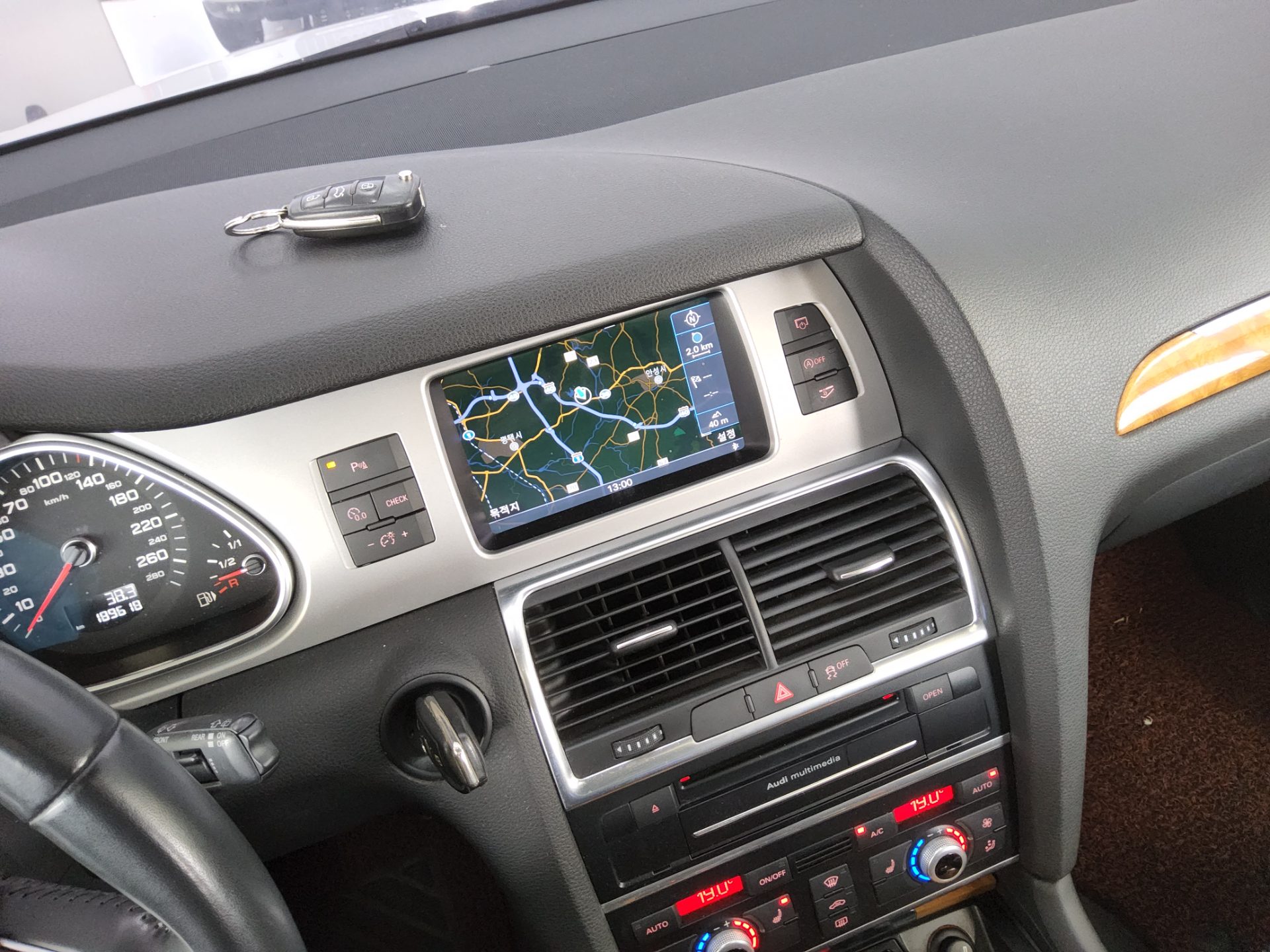 AUDI Q7 3.0 TDI QUATTRO 2014 - zdjęcie 17