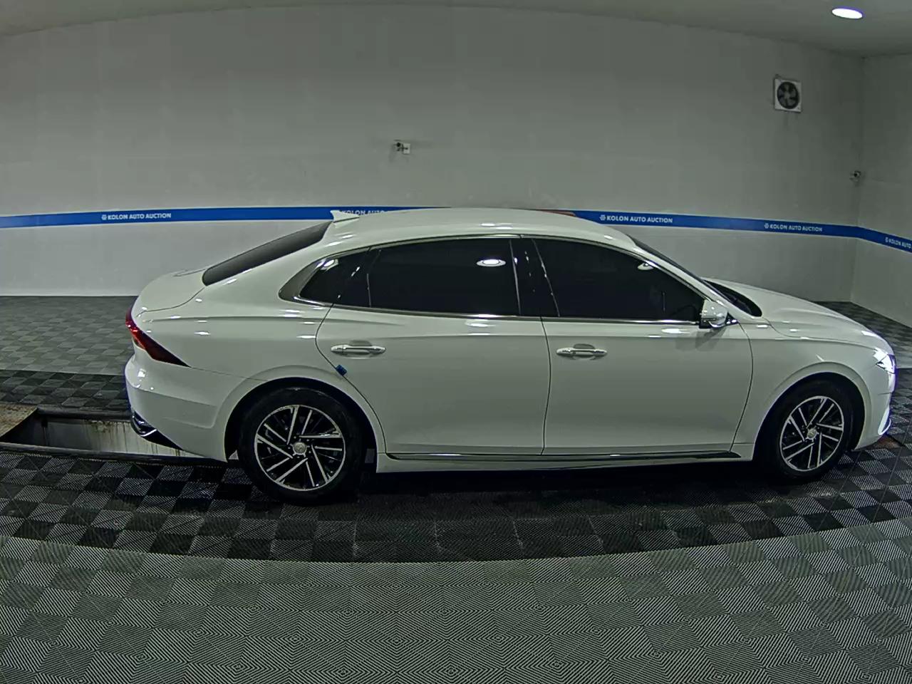 HYUNDAI THE NEW GRANDEUR IG GASOLINE 2.5 PREMIUM CHOICE 2020 - zdjęcie 4