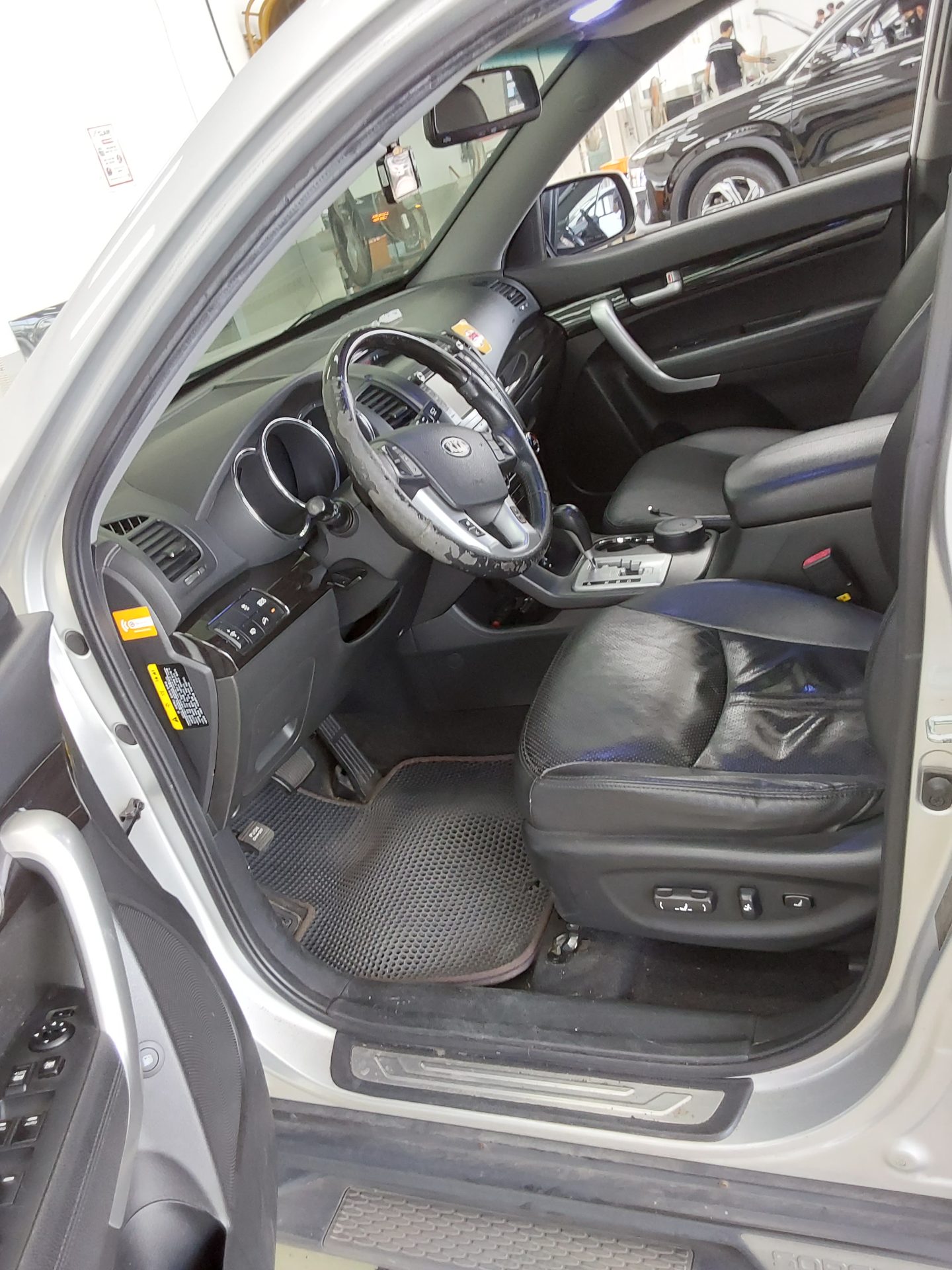 KIA SORENTO R DIESEL 2.0 2WD TLX PREMIUM 2010 - zdjęcie 10