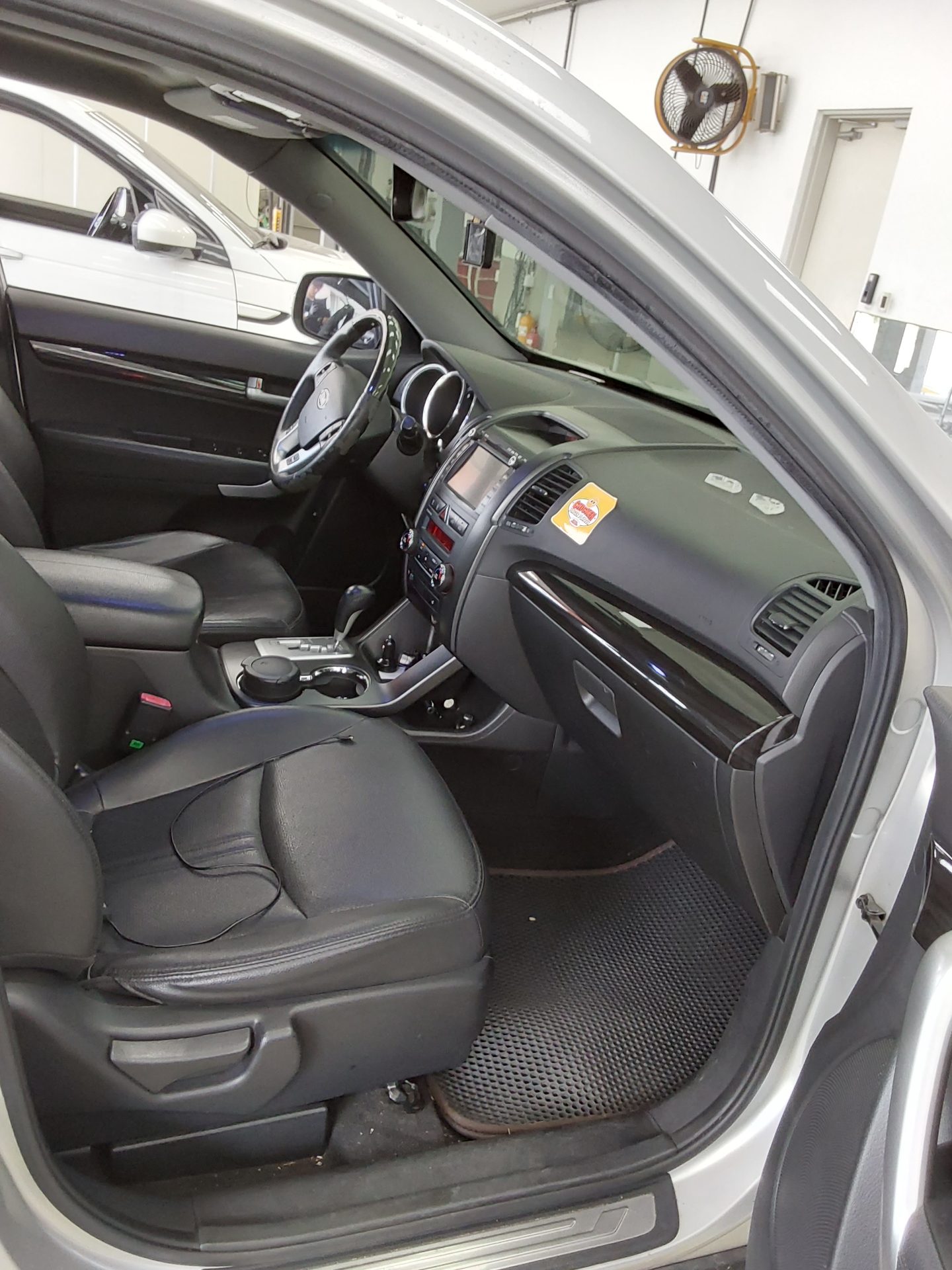 KIA SORENTO R DIESEL 2.0 2WD TLX PREMIUM 2010 - zdjęcie 14