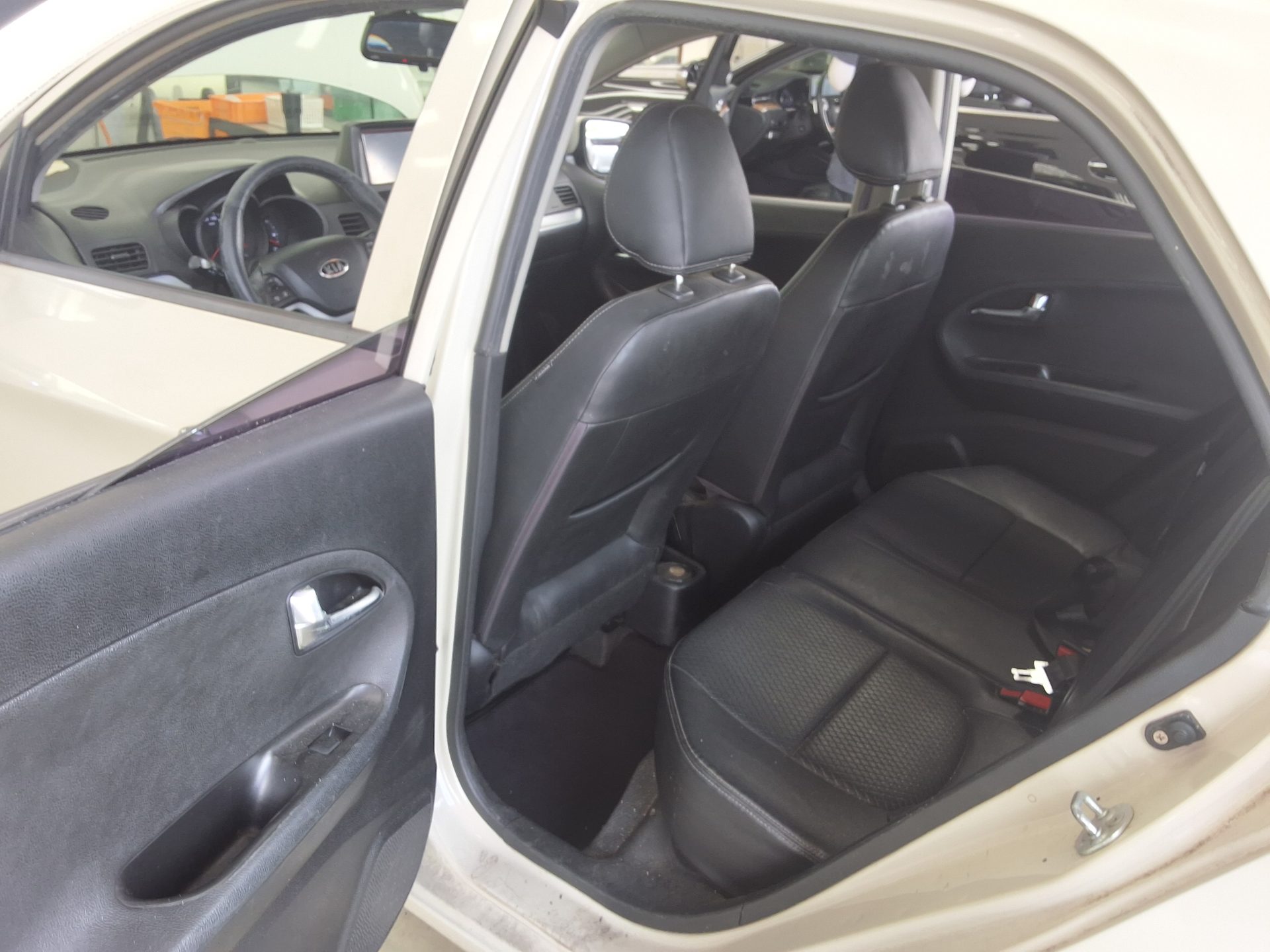 KIA ALL NEW MORNING GASOLINE LUXURY 2012 - zdjęcie 13