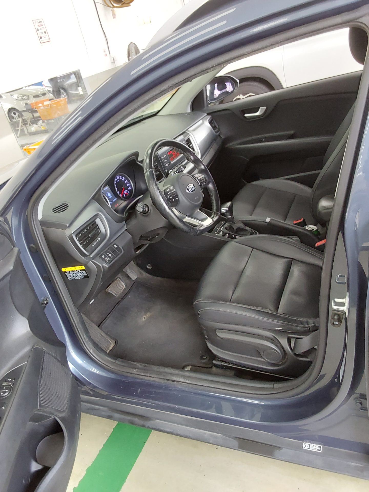 KIA STONIC U2 1.6 DIESEL TRENDY 2018 - zdjęcie 10