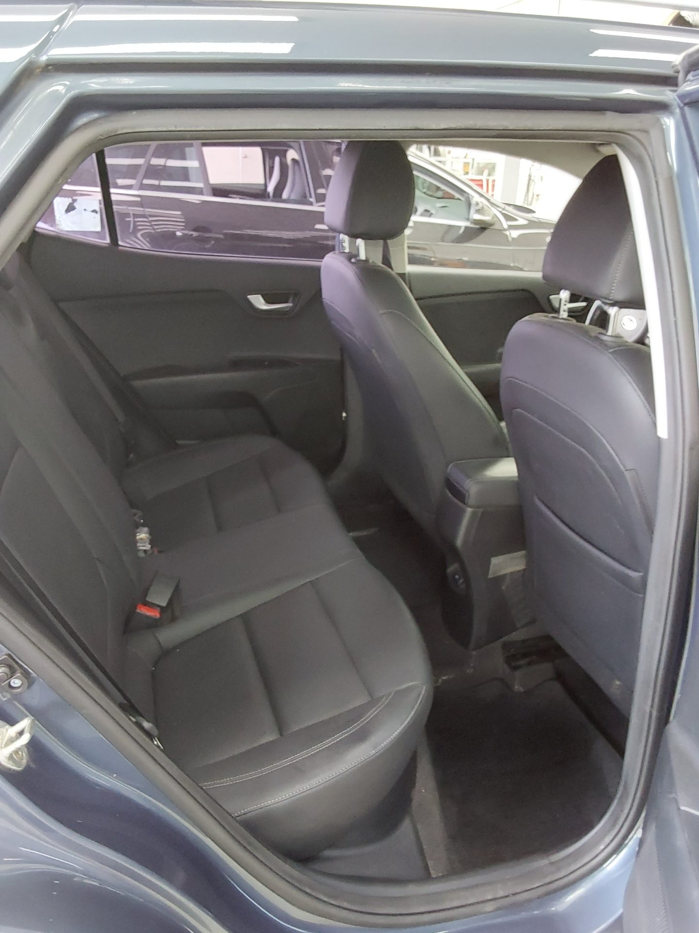 KIA STONIC U2 1.6 DIESEL TRENDY 2018 - zdjęcie 13