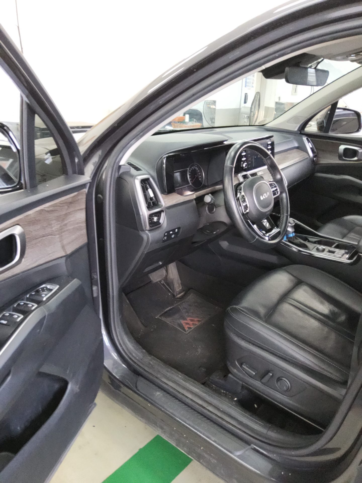 KIA NEW SORENTO (MQ4) 2.2 DIESEL 2WD PRESTIGE 2022 - zdjęcie 10