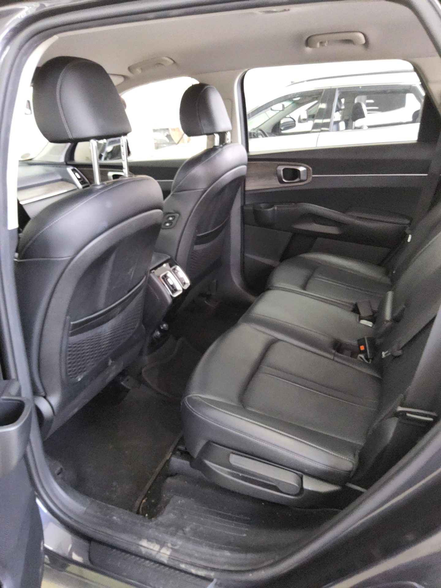 KIA NEW SORENTO (MQ4) 2.2 DIESEL 2WD PRESTIGE 2022 - zdjęcie 12