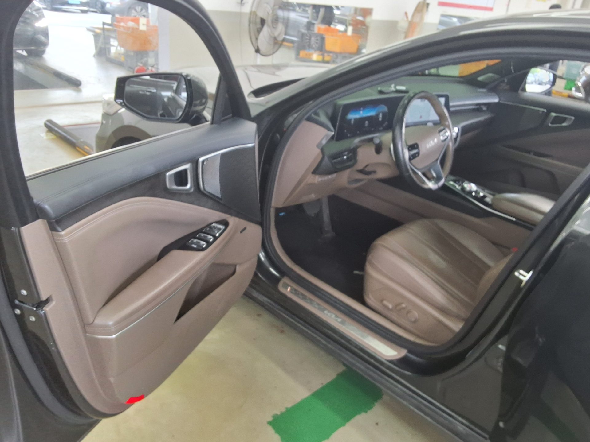 KIA K8 HYBRID HEV NOBLESSE 2022 - zdjęcie 10