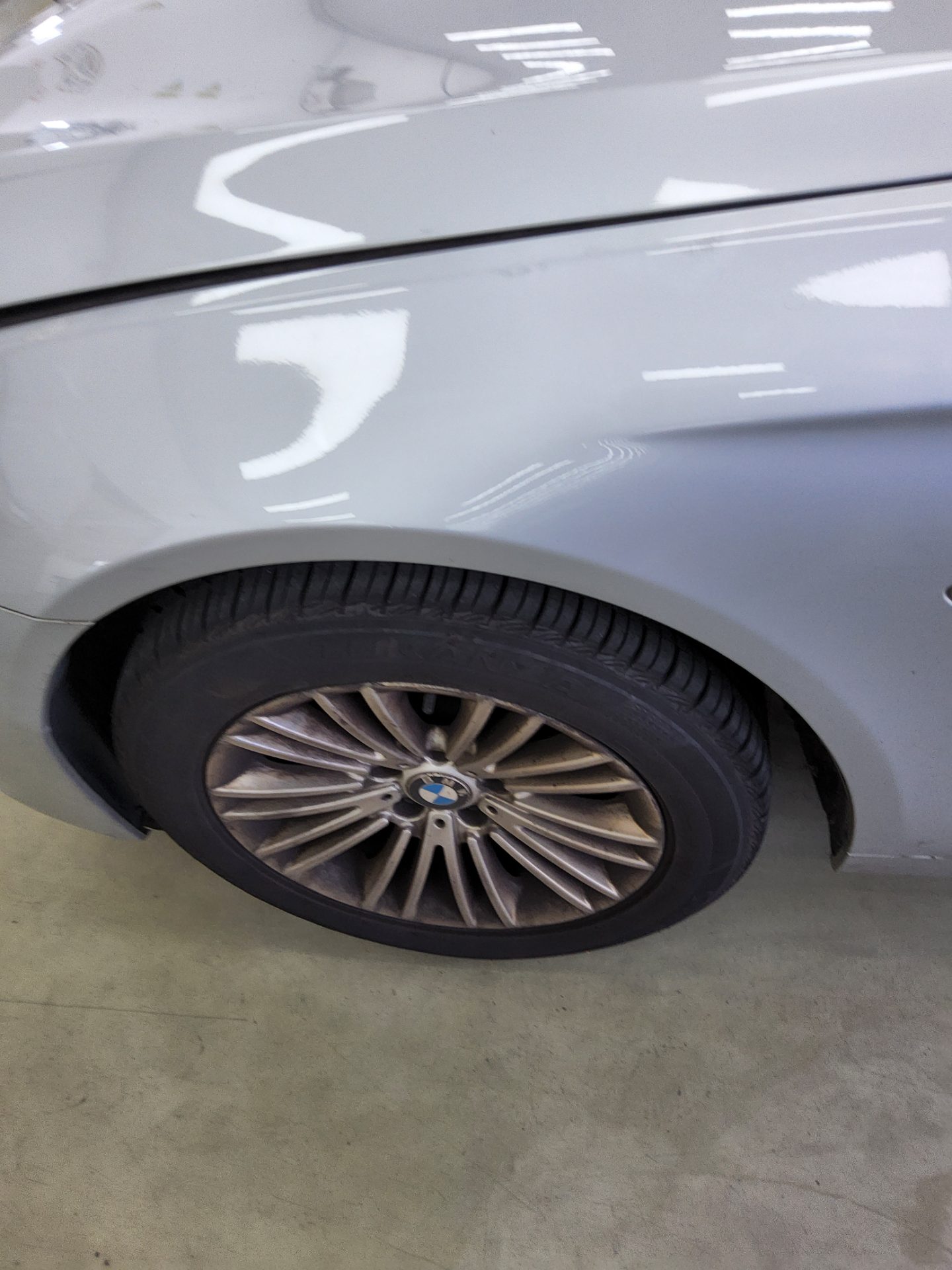 BMW 5 SERIES (6TH GEN) 520d xDRIVE 2014 - zdjęcie 20