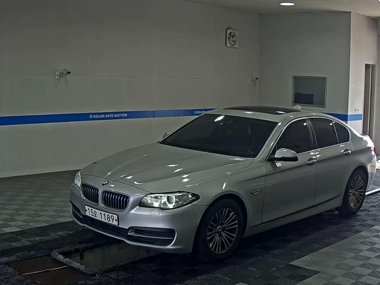 BMW 5 SERIES (6TH GEN) 520d xDRIVE 2014 - zdjęcie 2