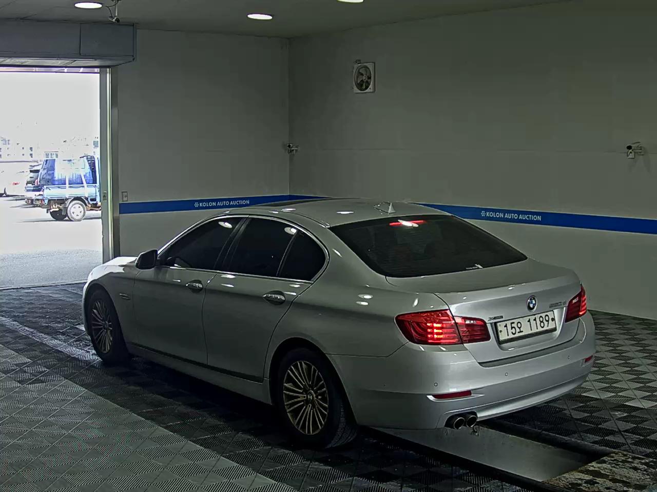 BMW 5 SERIES (6TH GEN) 520d xDRIVE 2014 - zdjęcie 6