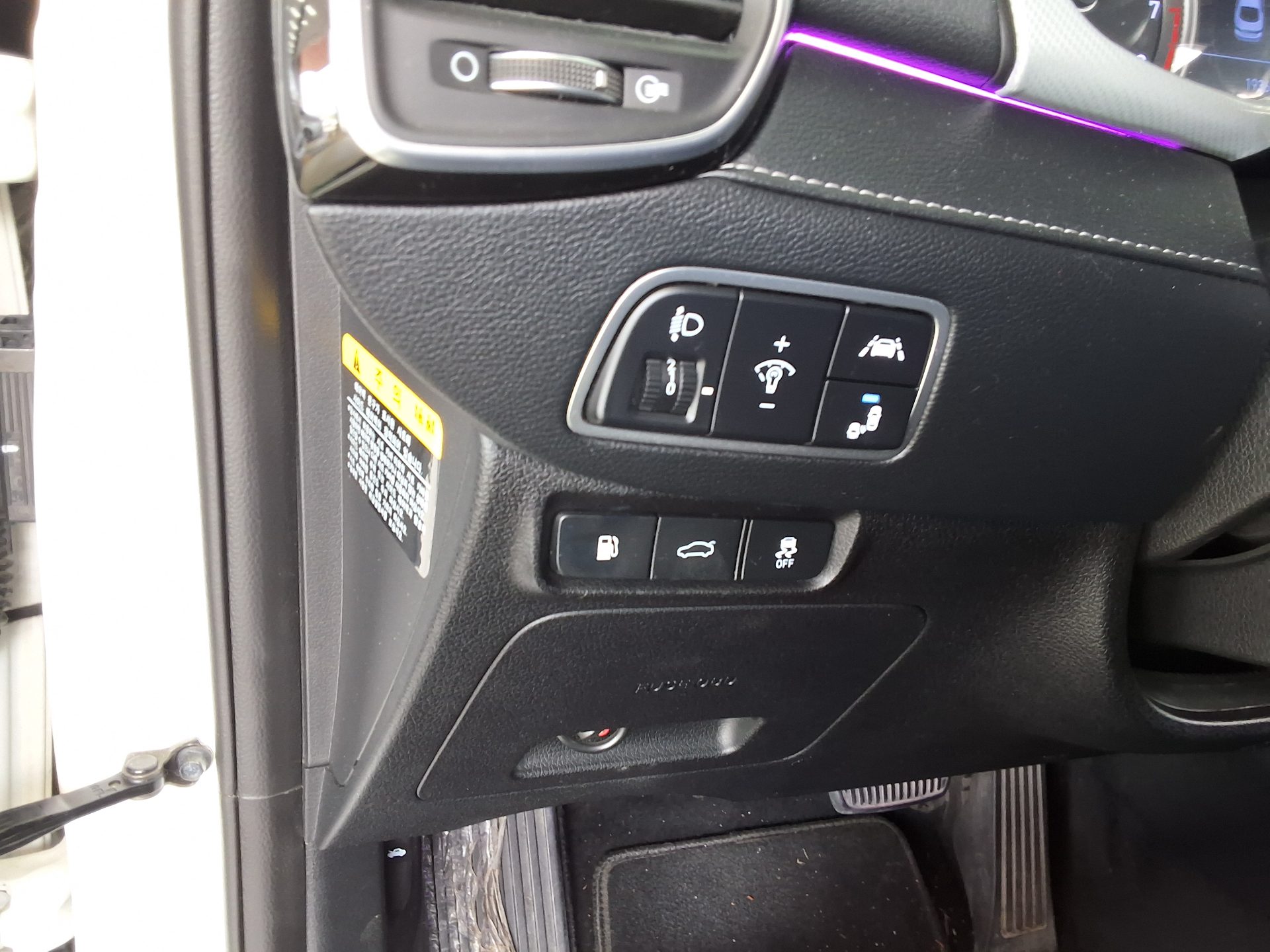 HYUNDAI GRANDEUR IG 2.4 GDi PREMIUM 2019 - zdjęcie 18