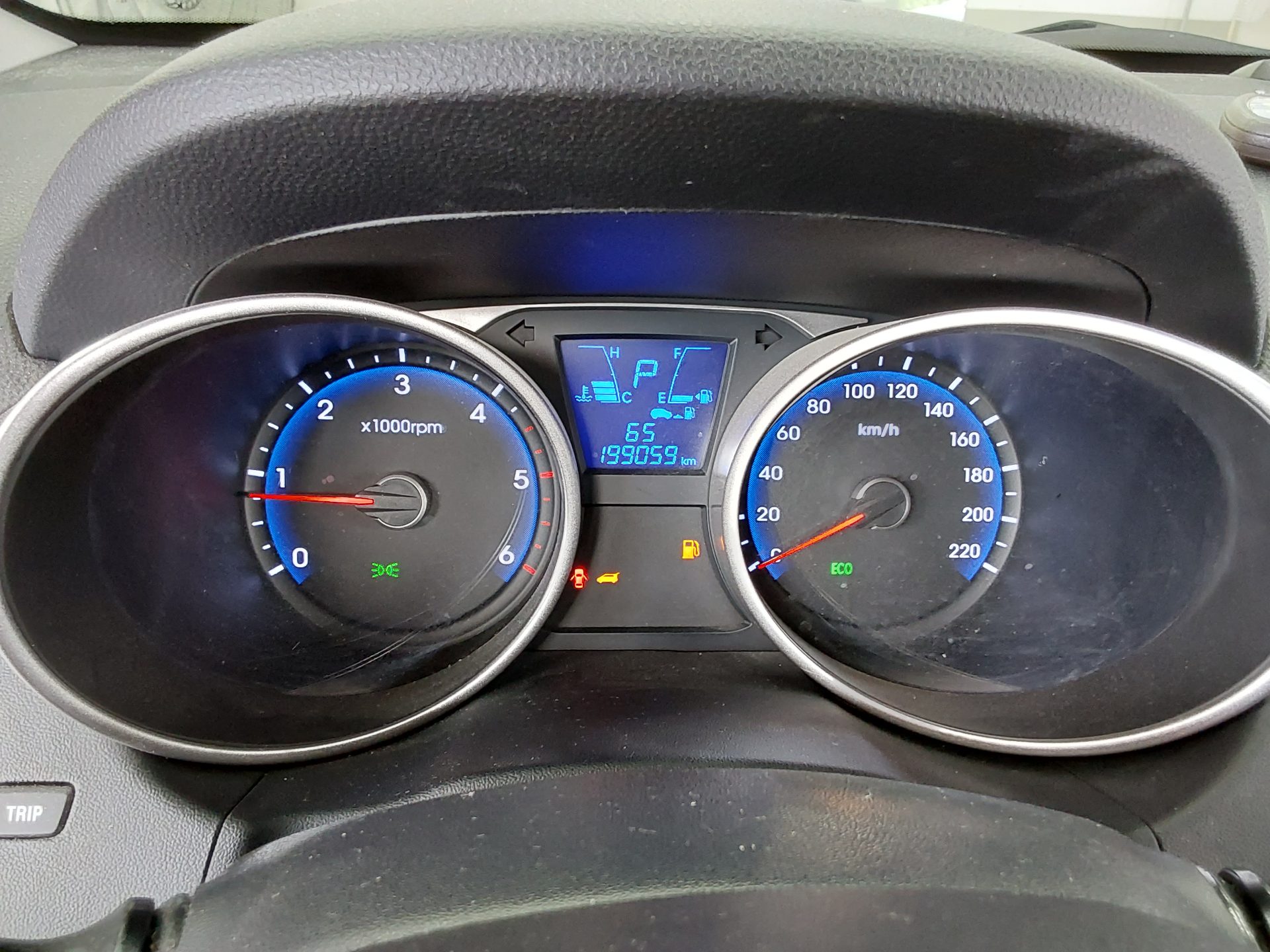 HYUNDAI NEW TUCSON ix DIESEL R2.0 2WD SMART SPECIAL 2014 - zdjęcie 9