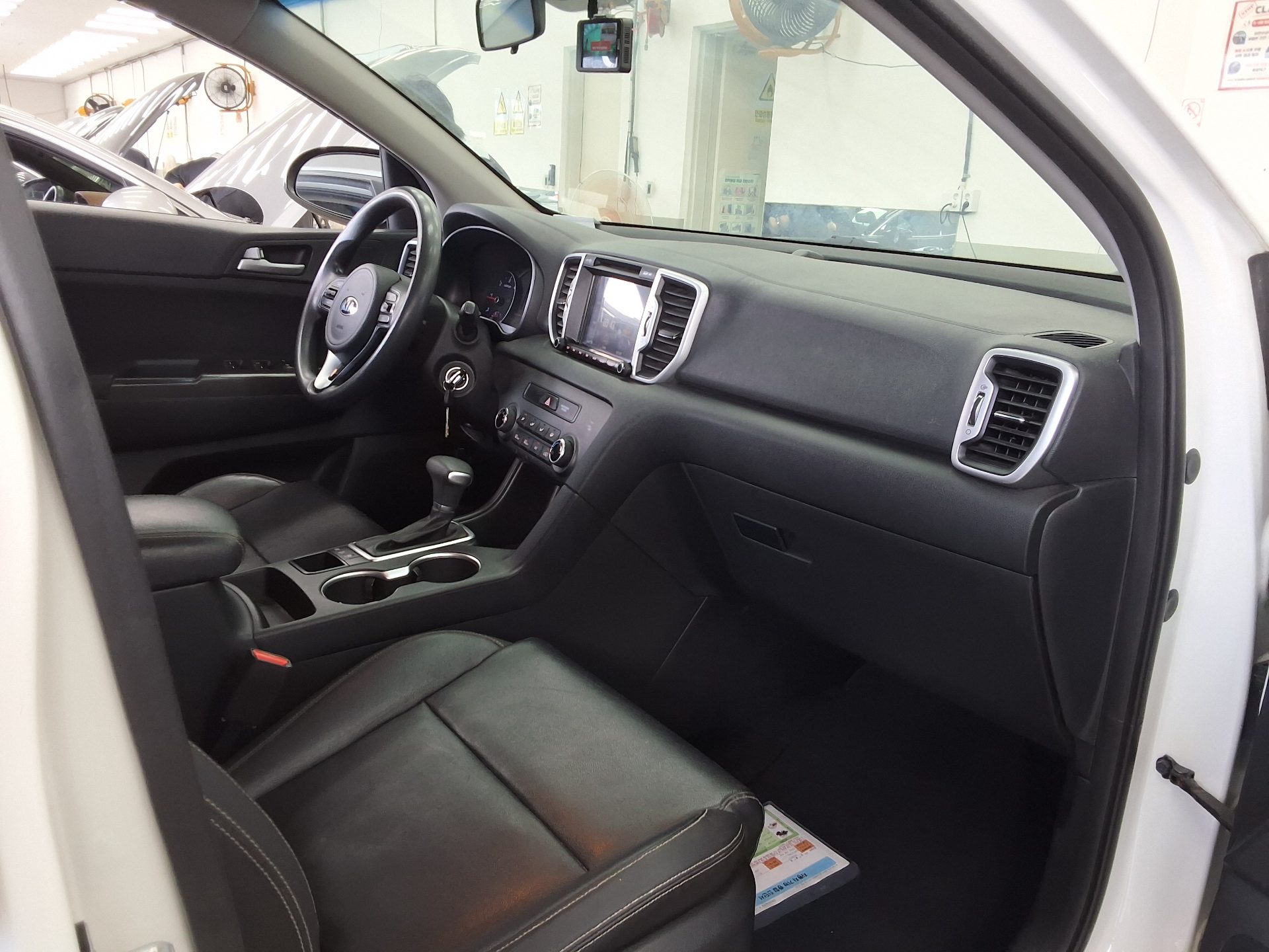 KIA NEW SPORTAGE R2.0 2WD TRENDY 2016 - zdjęcie 14