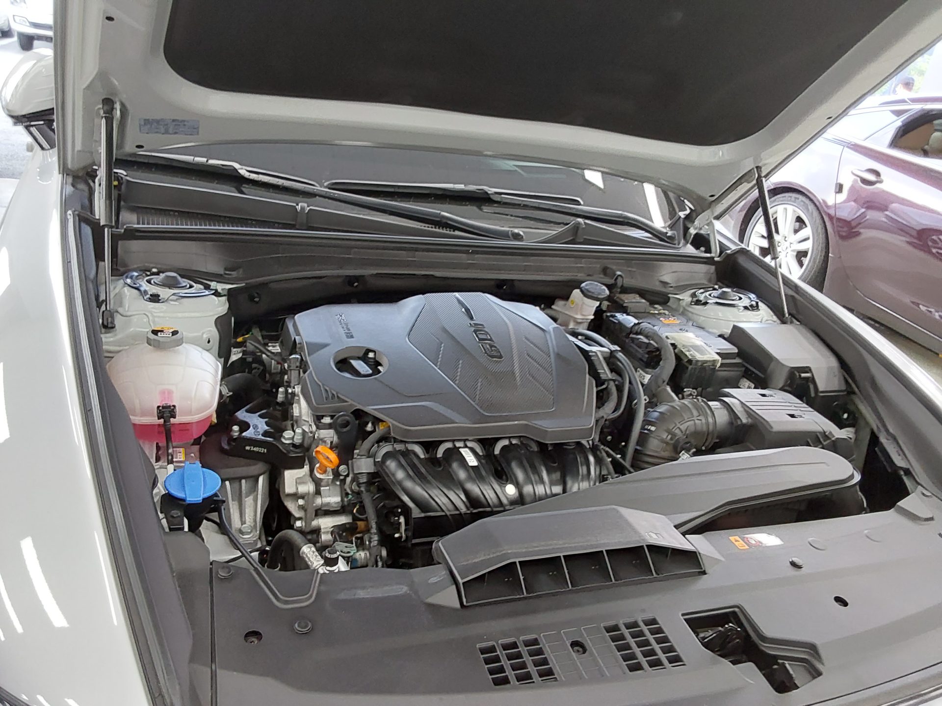 HYUNDAI THE ALL NEW GRANDEUR GASOLINE 2.5 EXCLUSIVE 2024 - zdjęcie 18